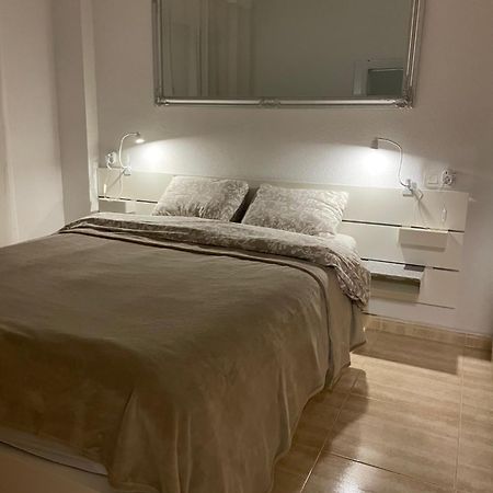 Апартаменти 222 San Pascual, Playa Del Cura, Торрев'єха Екстер'єр фото