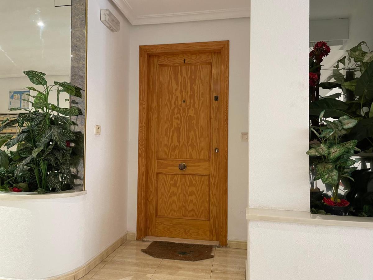 Апартаменти 222 San Pascual, Playa Del Cura, Торрев'єха Екстер'єр фото